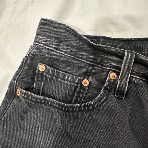 Levi’s 501 Shorts - Women’s Size 29 - Black - Picture 2 of 9